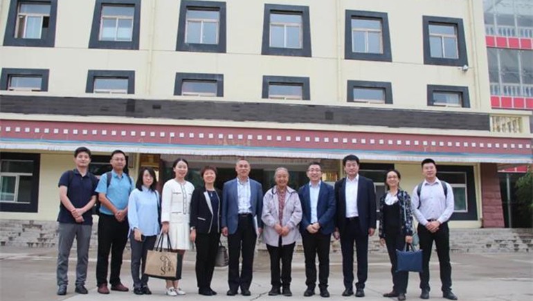 百洋投资集团总司理徐晓阳一行莅临PG电子旅行考察